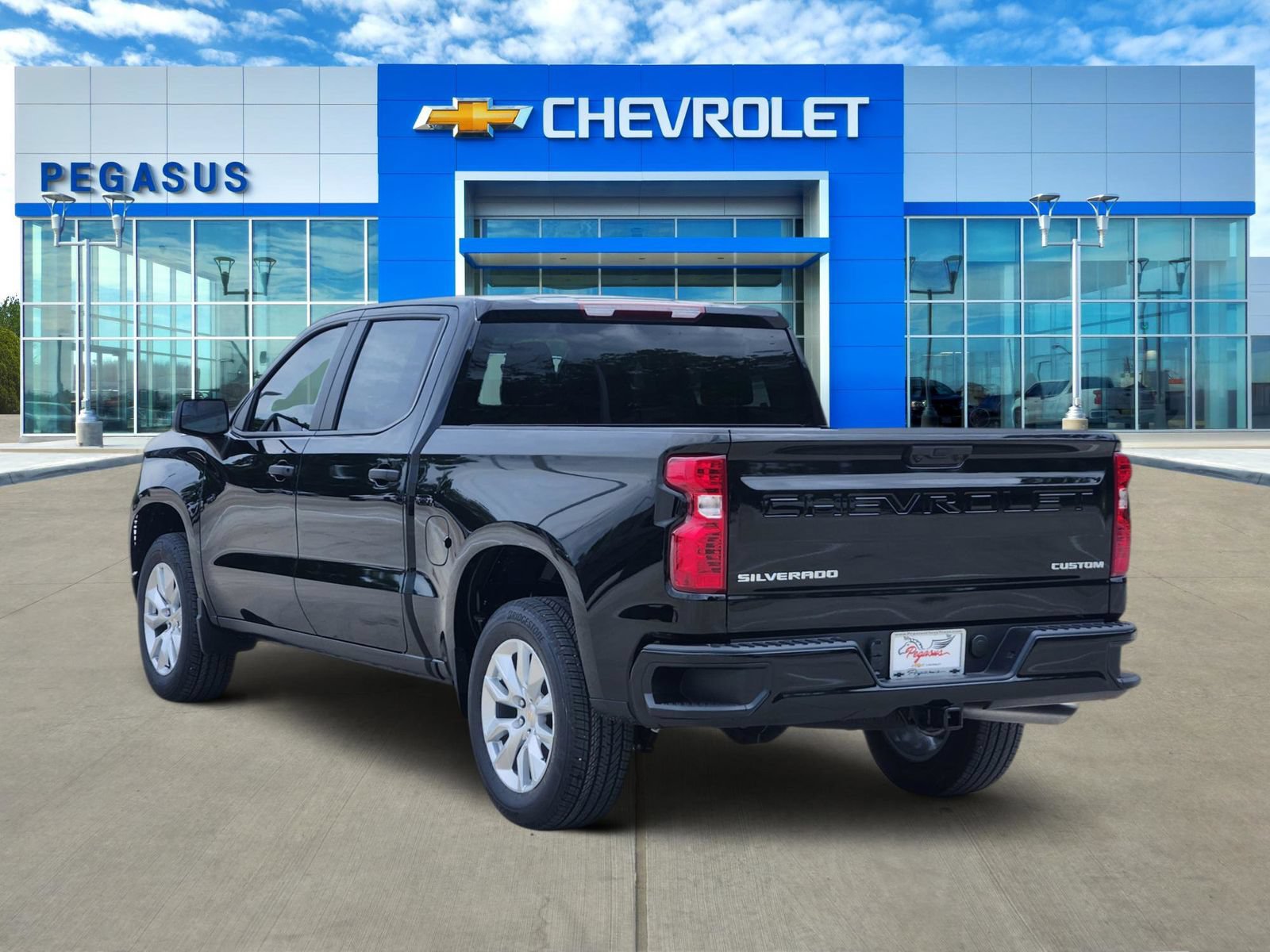 New 2026 Chevrolet Silverado 1500 Custom RWD image 4