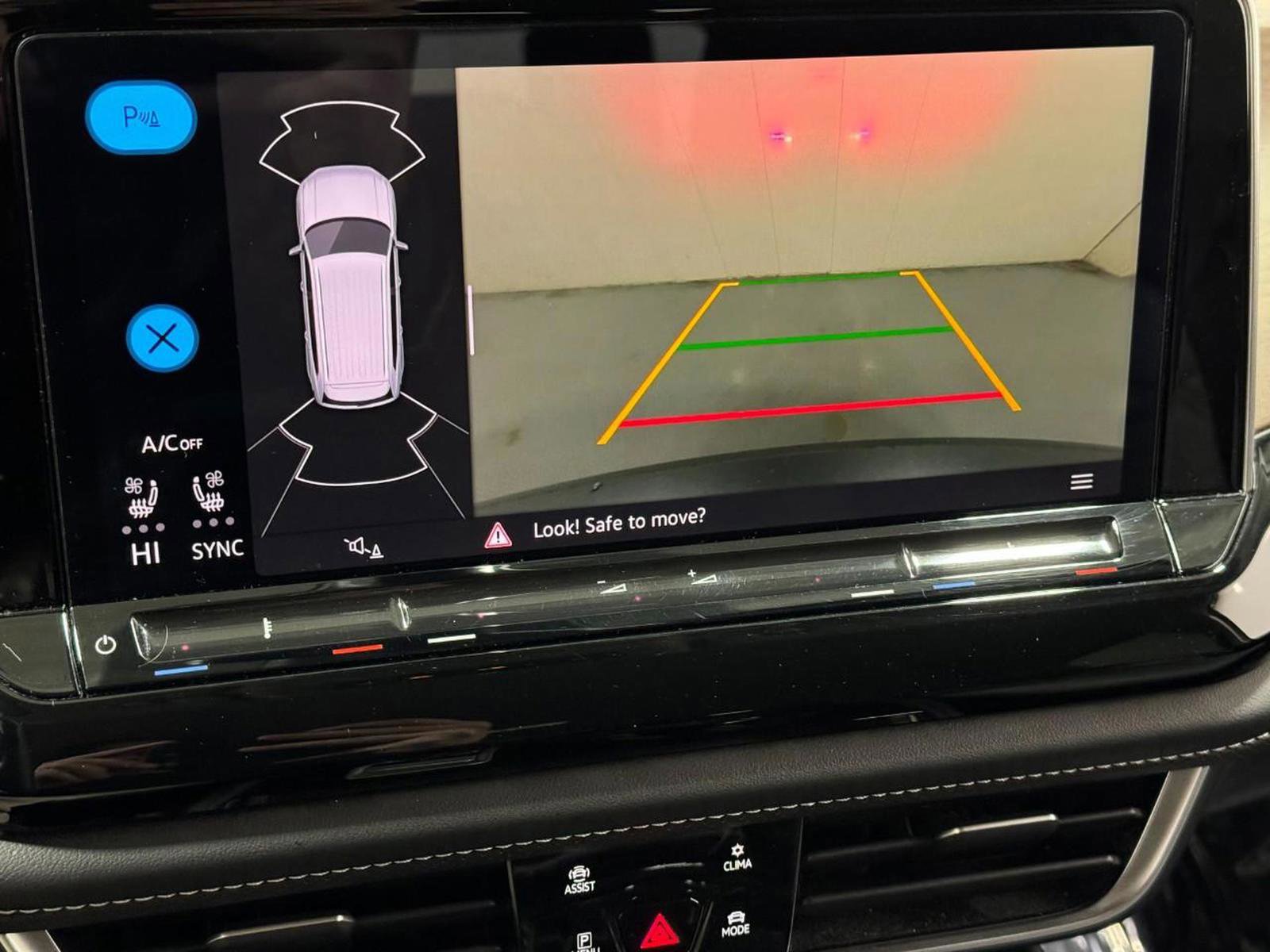 Used 2024 Volkswagen Atlas SE image 35