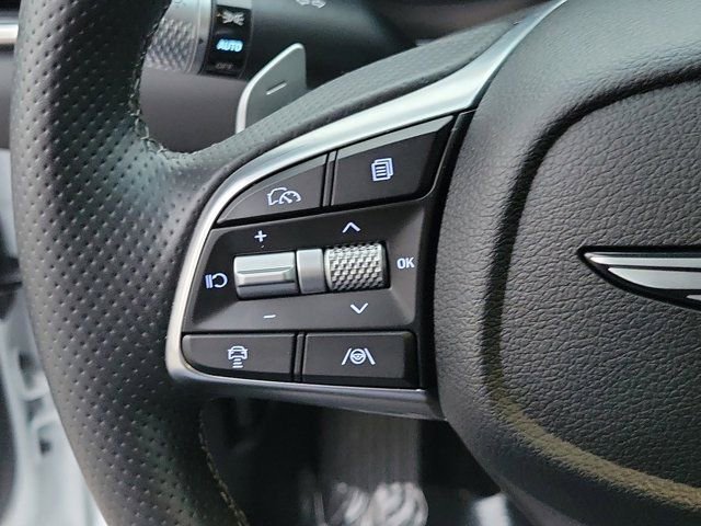 Used 2026 Genesis G70 2.5T image 26