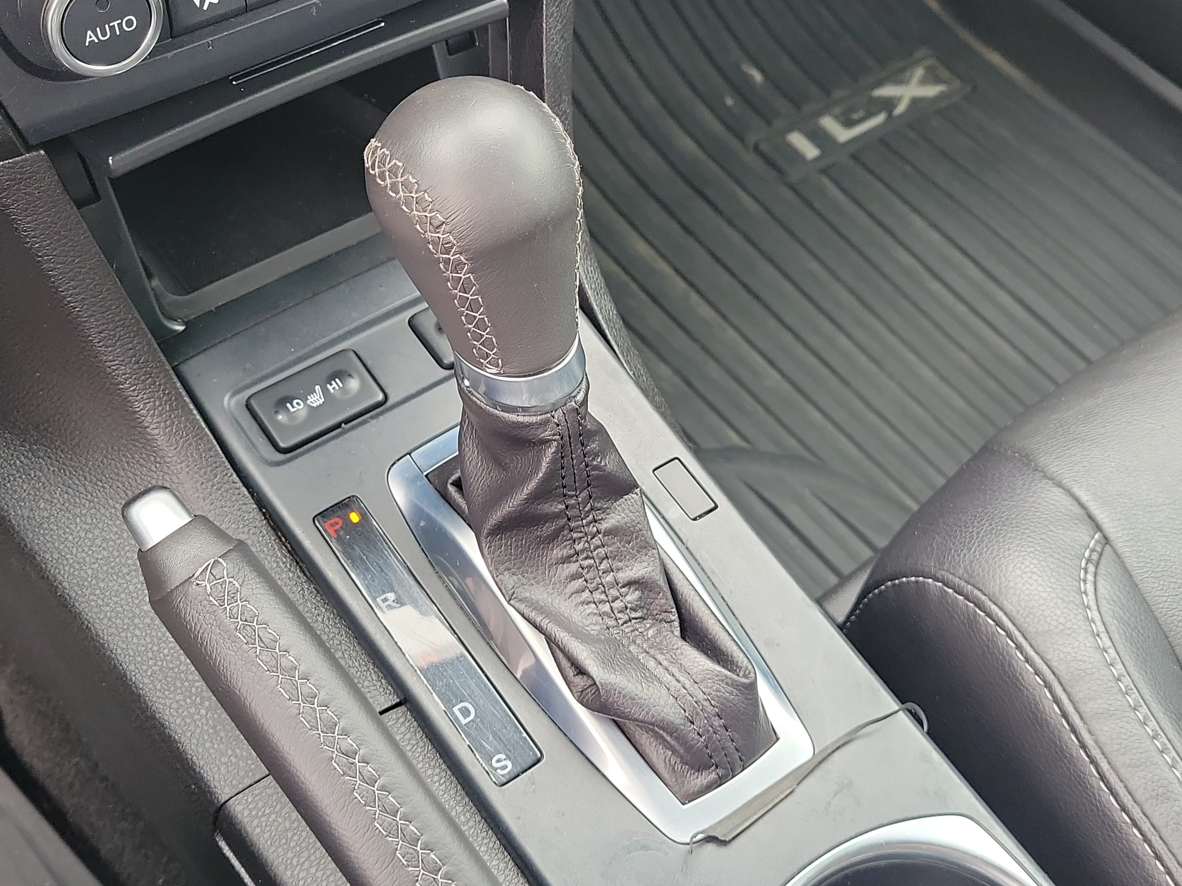 Used 2022 Acura ILX w/ Premium & A-SPEC Package FWD image 28