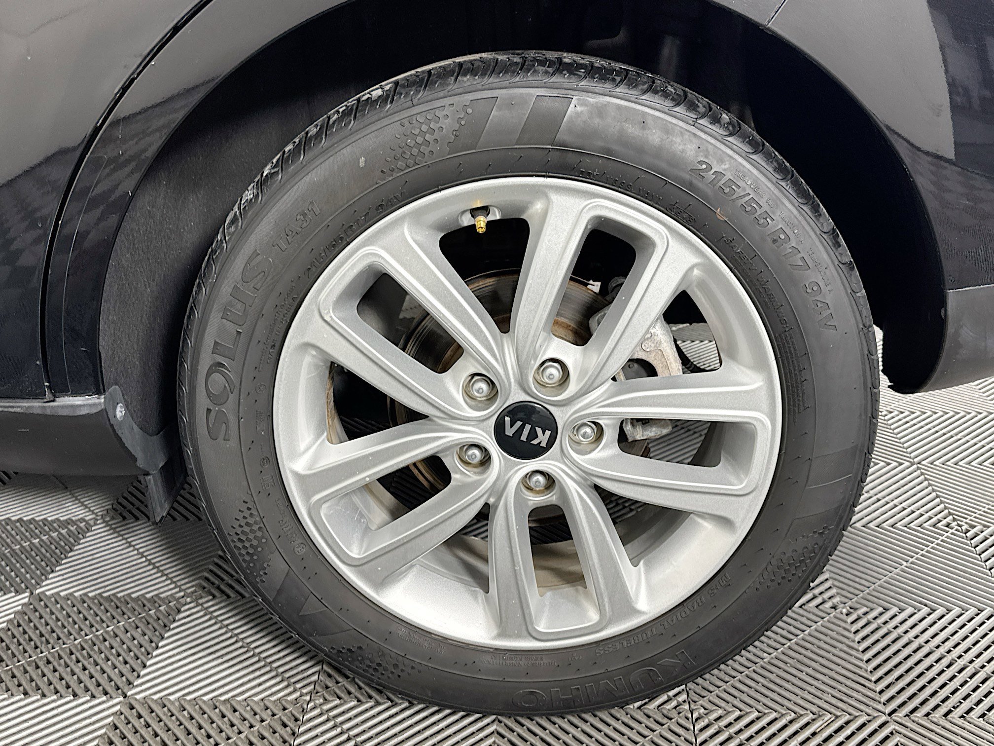 Used 2019 Kia Soul + image 35