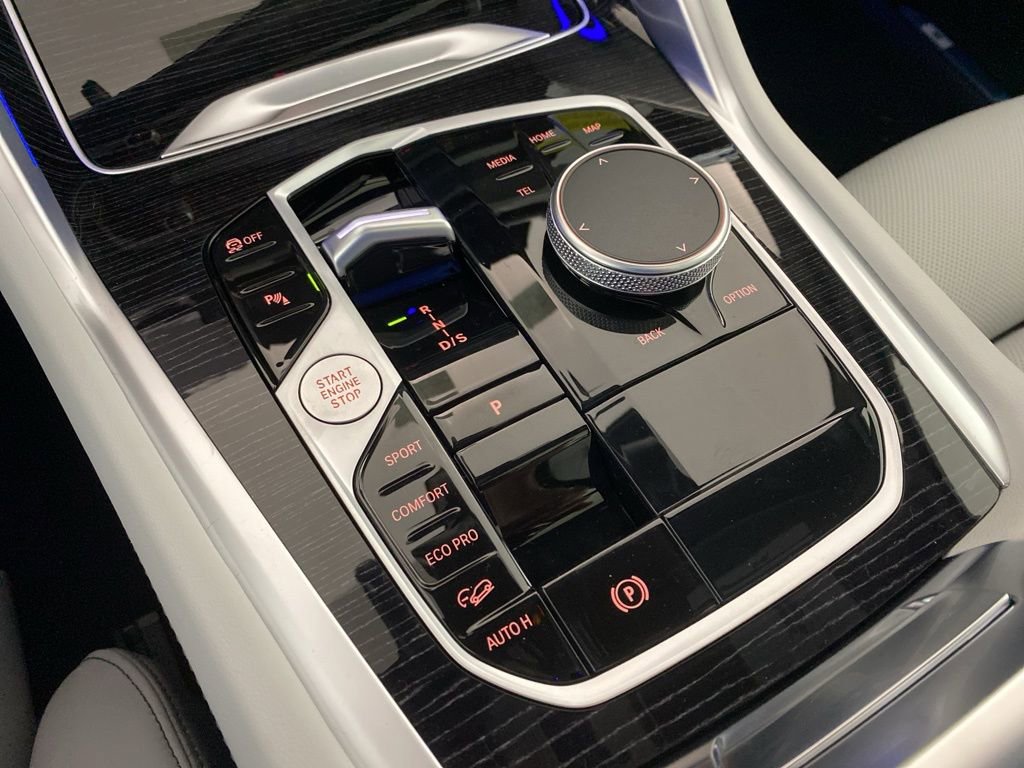 New 2026 BMW X6 xDrive40i AWD/4WD image 11