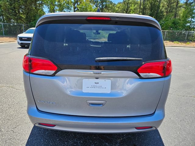Used 2021 Chrysler Voyager Lxi FWD image 6