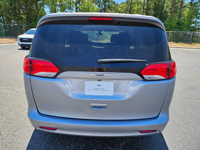 Used 2021 Chrysler Voyager Lxi FWD image 6