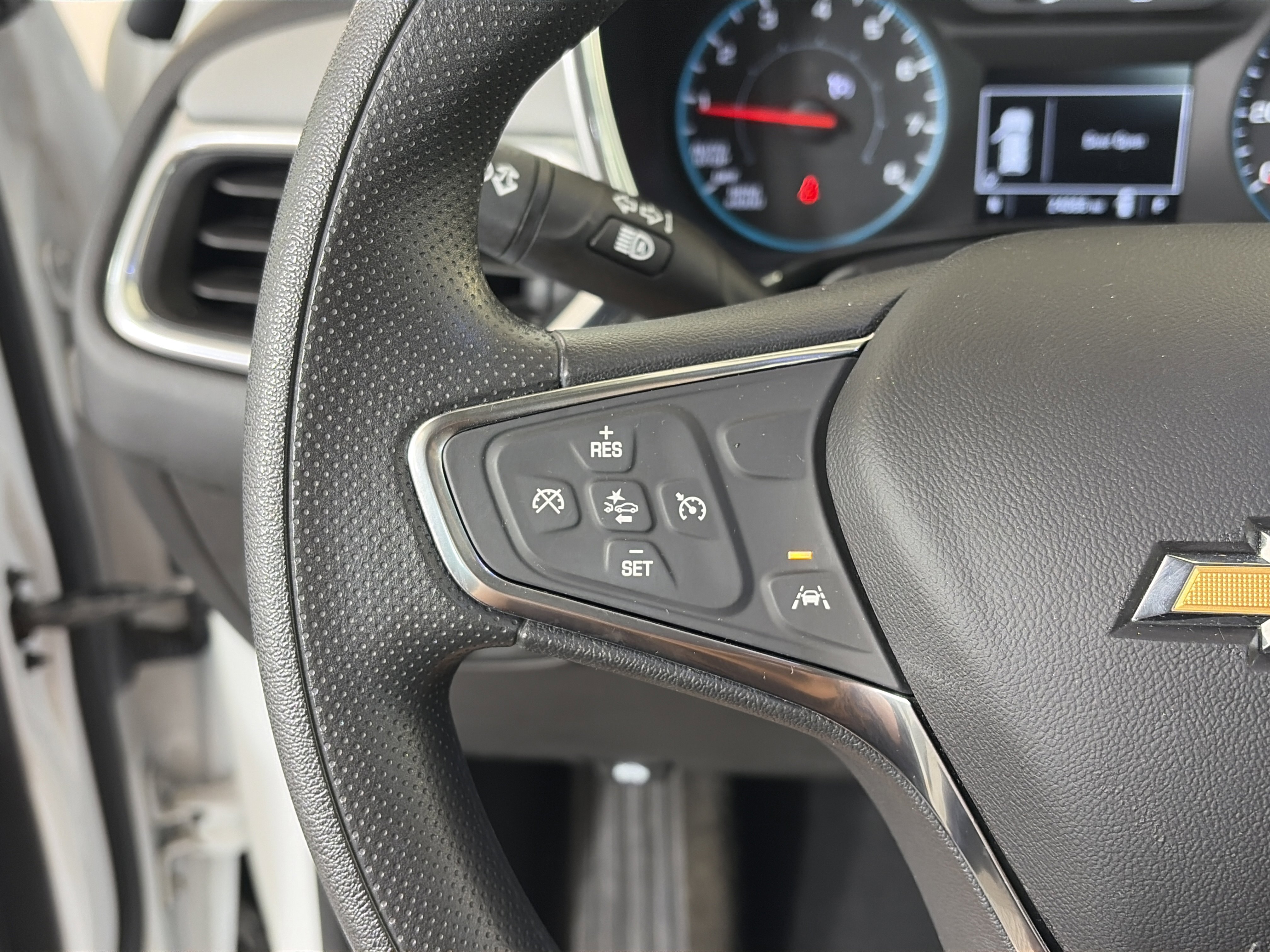 Certified 2021 Chevrolet Equinox LS image 26