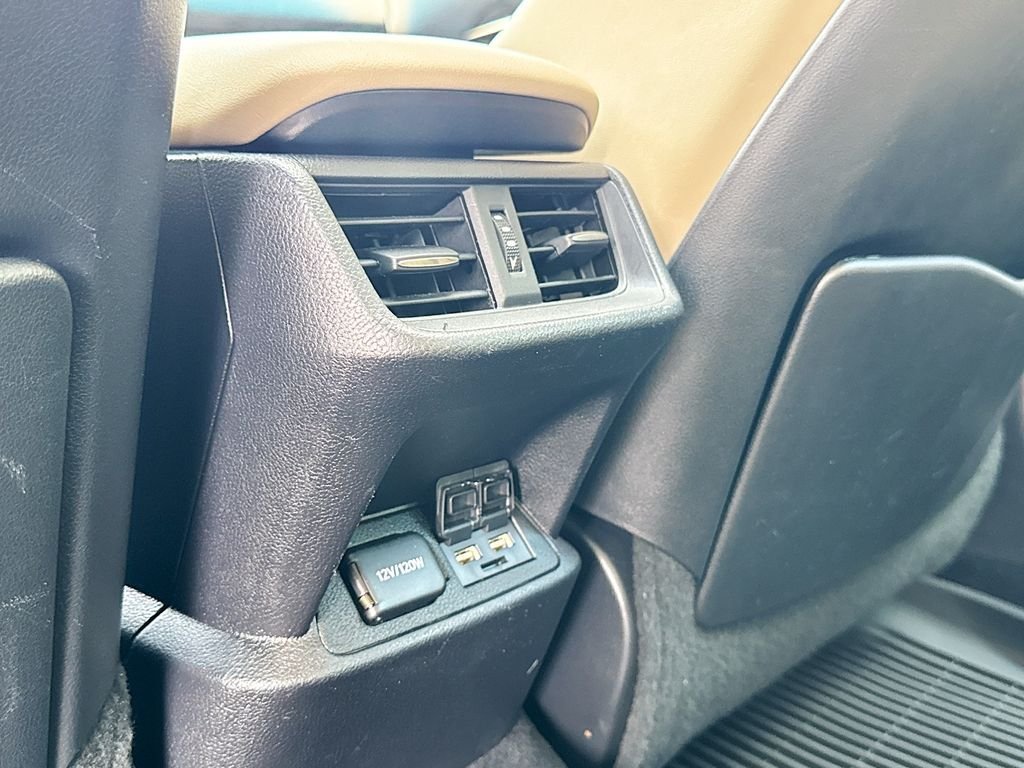 Used 2021 Lexus ES 300h w/ Premium Package FWD image 33