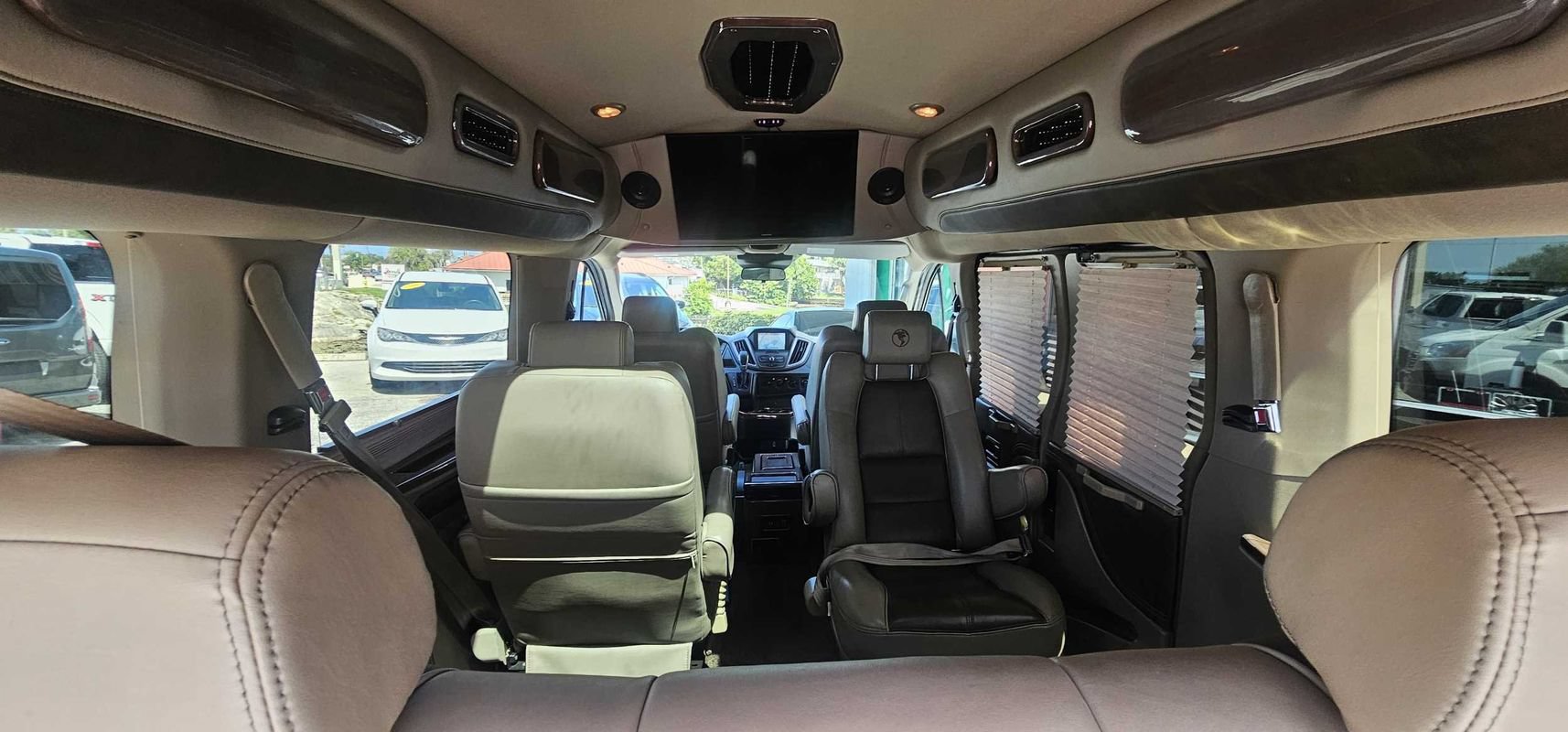 Used 2016 Ford Transit 150 XLT RWD image 21