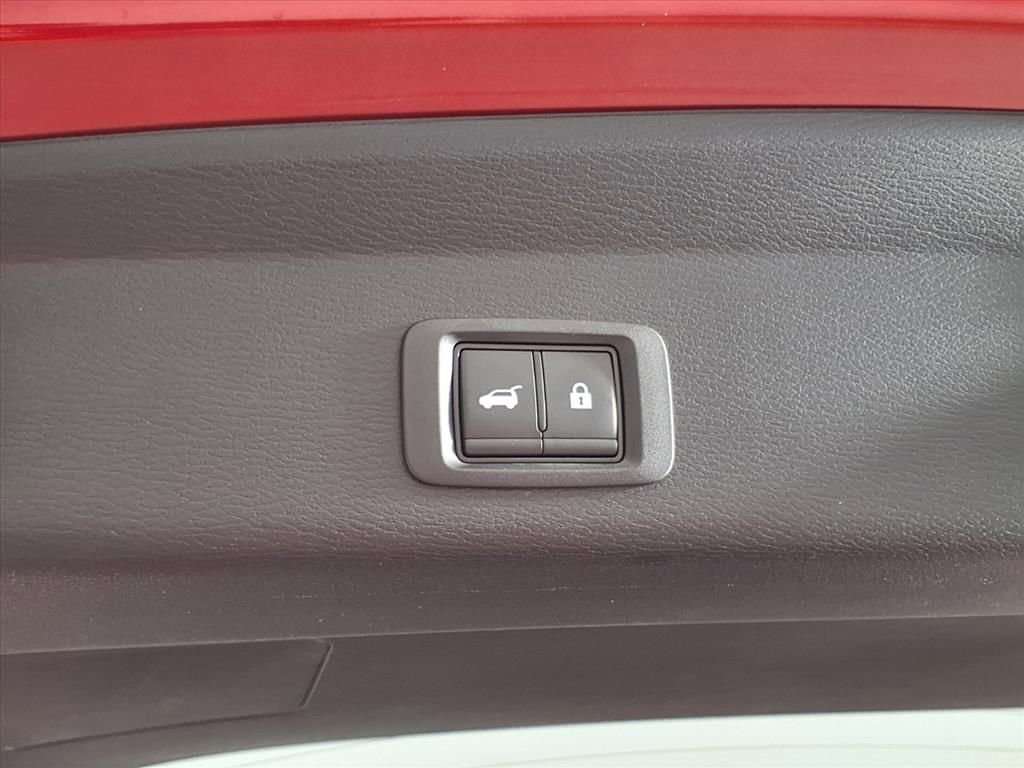 Used 2024 Mitsubishi Outlander SE image 15