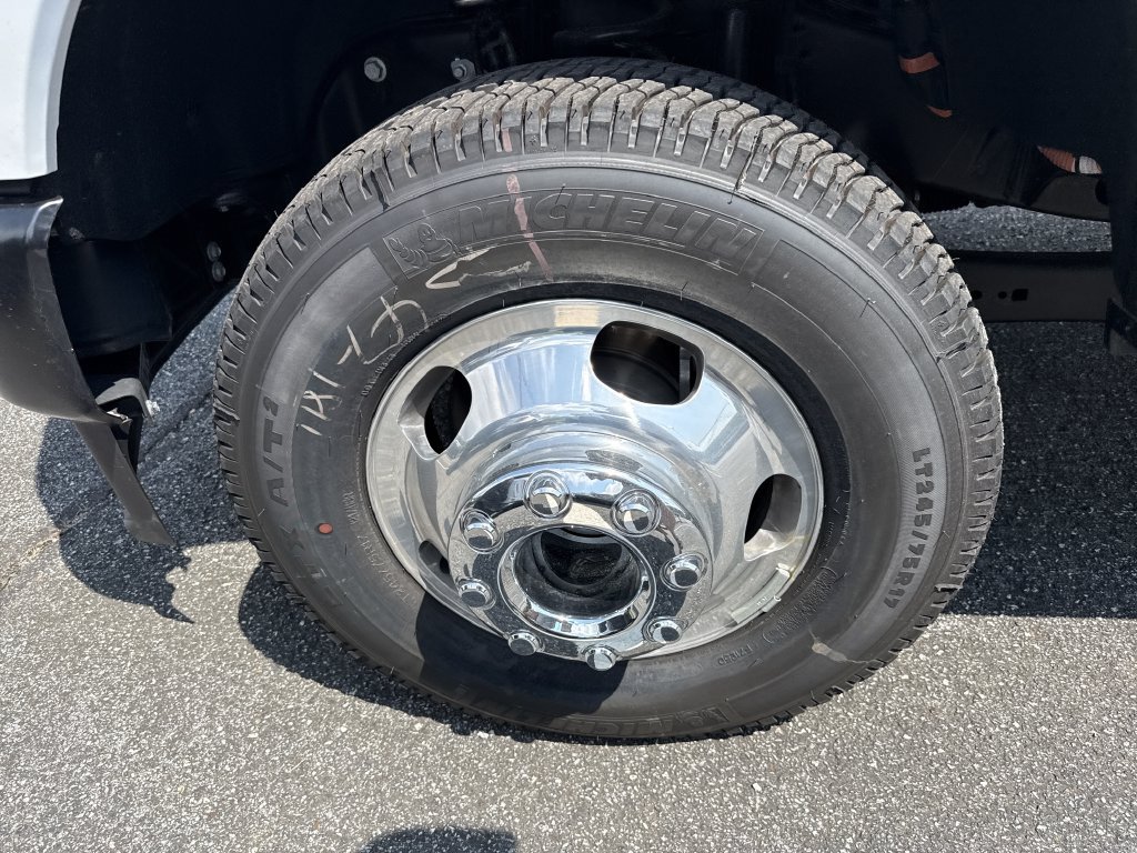 New 2026 Ford F350 XL AWD/4WD image 9