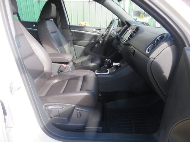 Used 2016 Volkswagen Tiguan R-Line image 18