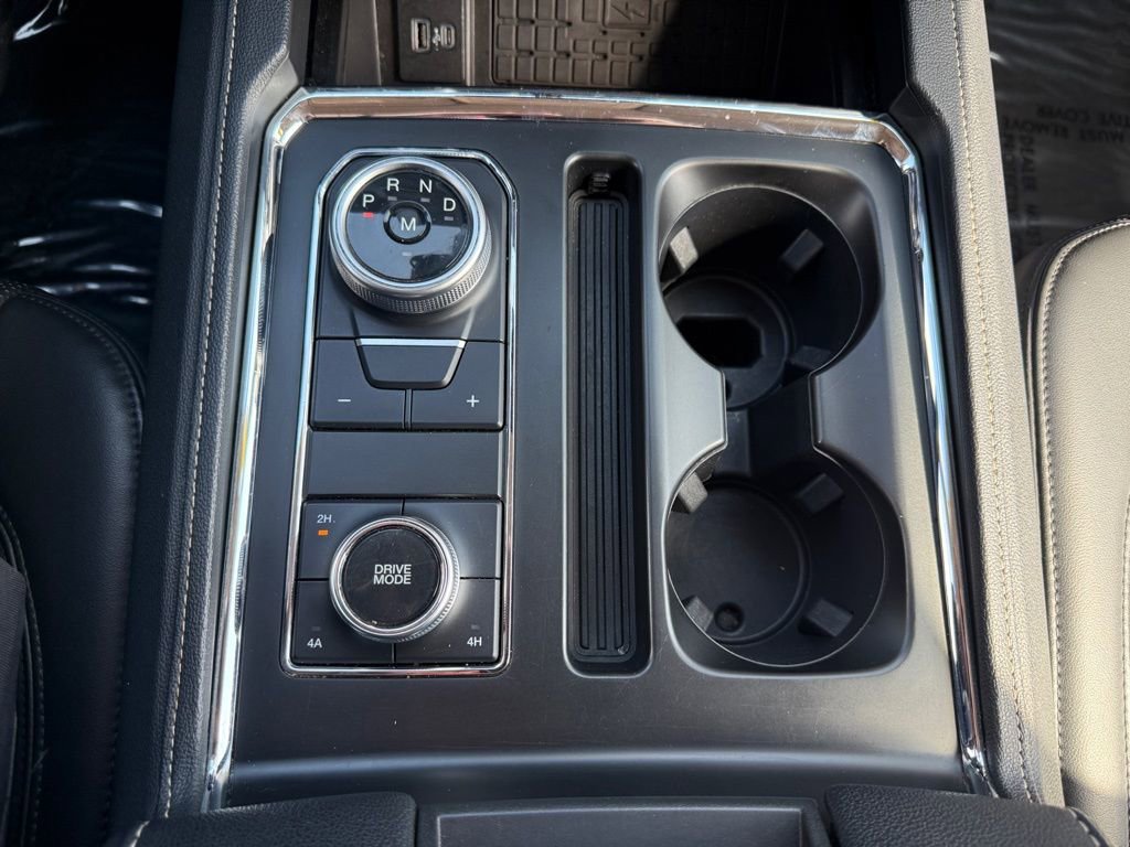 Used 2023 Ford Expedition Max XLT image 30