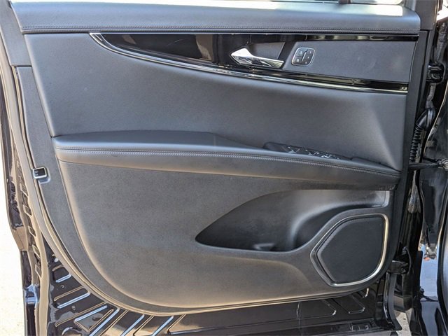 Certified 2023 Lincoln Nautilus AWD image 14