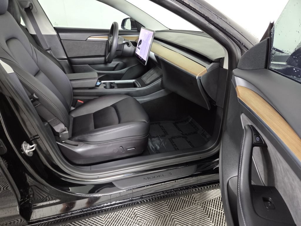 Used 2021 Tesla Model 3 Long Range AWD/4WD image 32