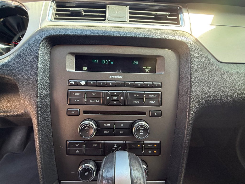 Used 2013 Ford Mustang Premium RWD image 12