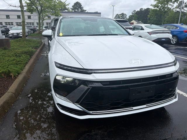 Used 2025 Hyundai Sonata SEL FWD image 3