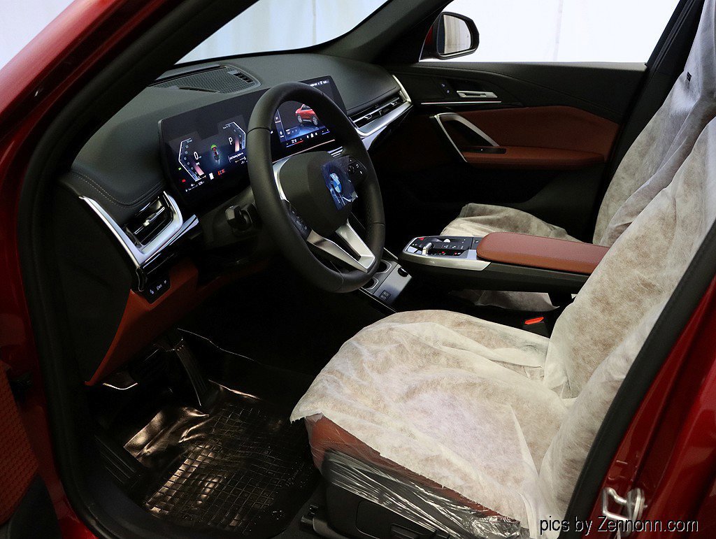 Used 2026 BMW X1 xDrive28i w/ Convenience Package image 11