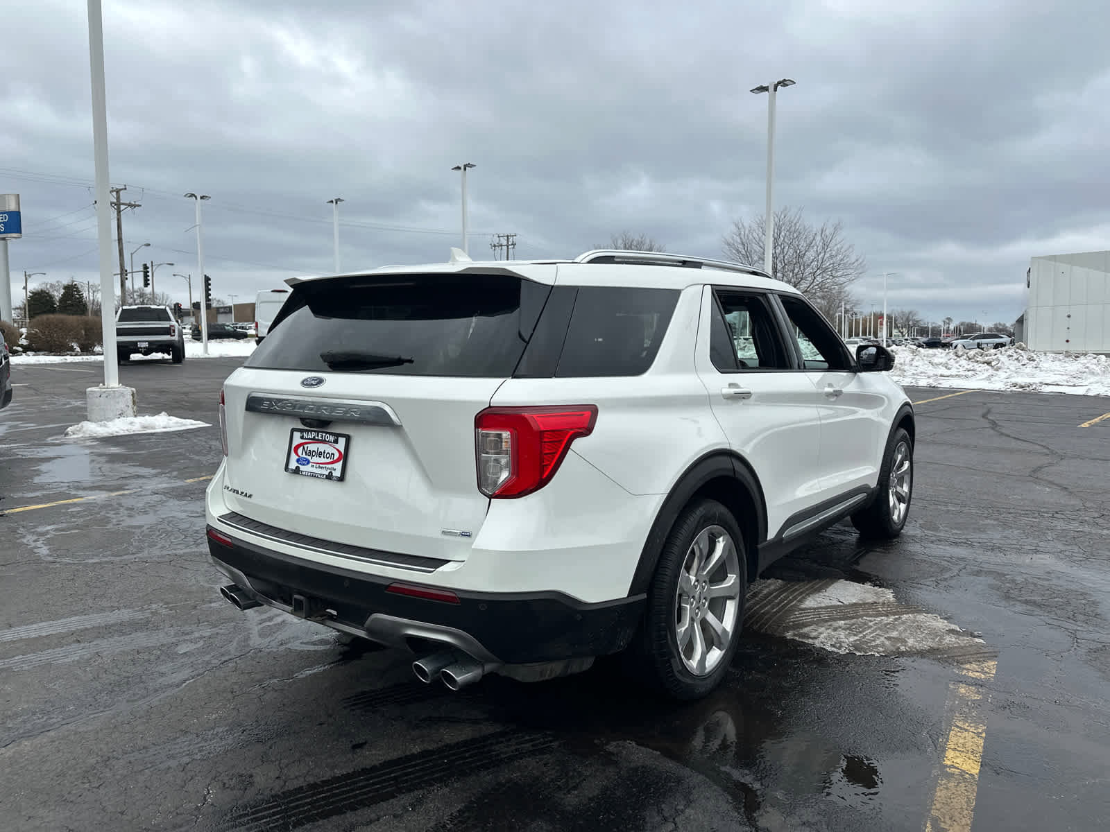 Used 2020 Ford Explorer Platinum image 8