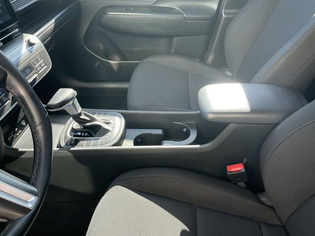 Used 2025 Hyundai Kona SEL AWD/4WD image 20