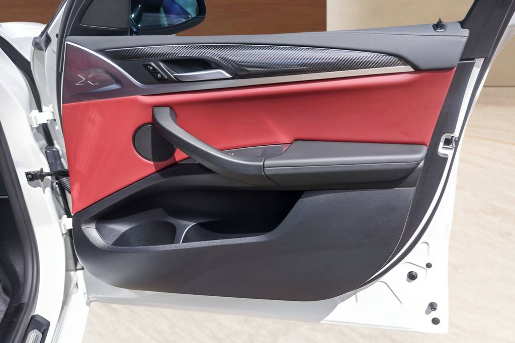 Used 2024 BMW X3 M40i image 31