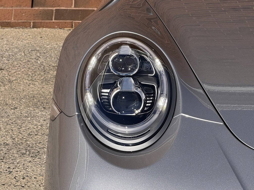 Certified 2019 Porsche 911 Carrera 4S image 12