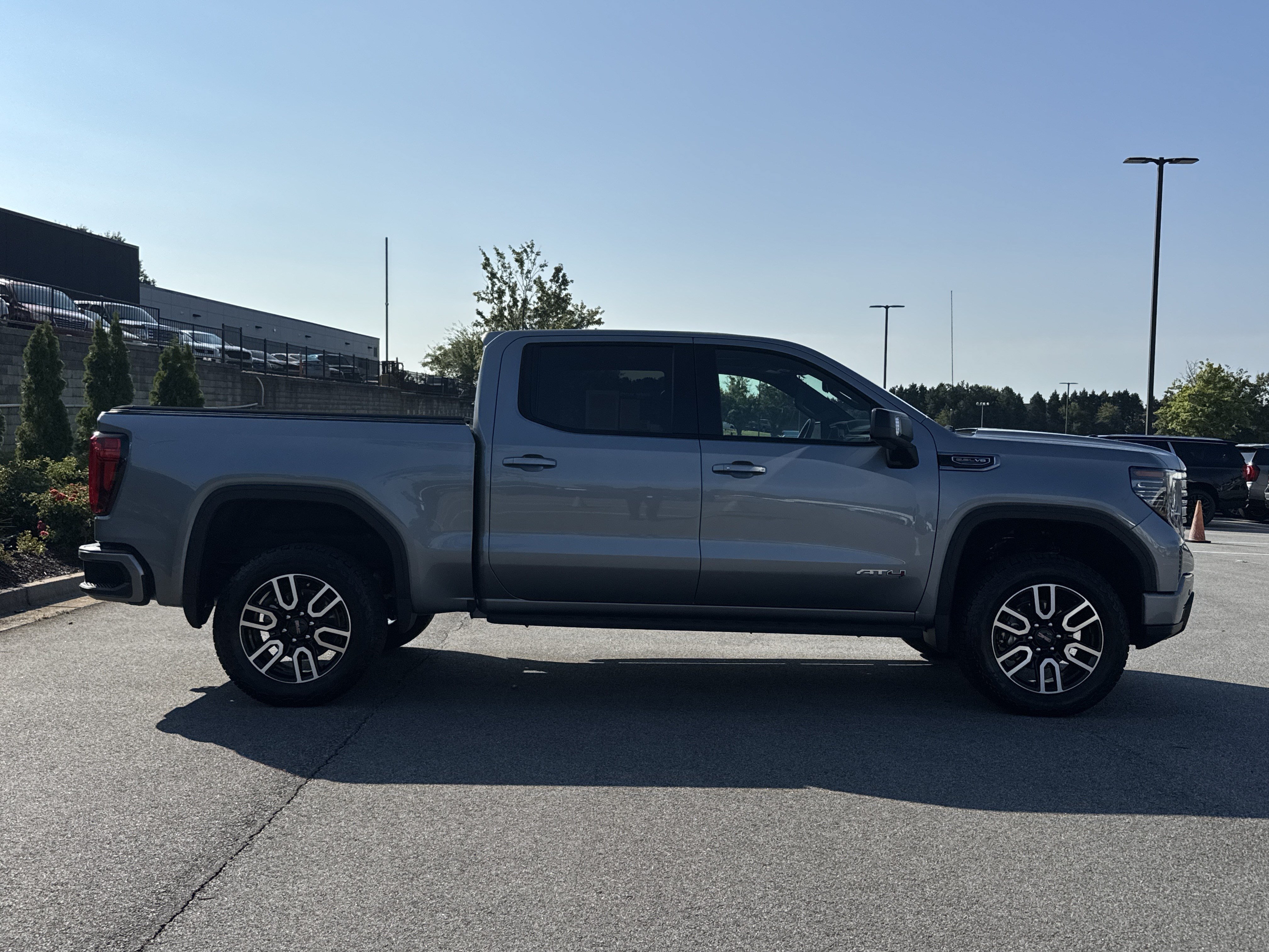 Used 2026 GMC Sierra 1500 AT4 w/ AT4 Premium Package AWD/4WD image 11