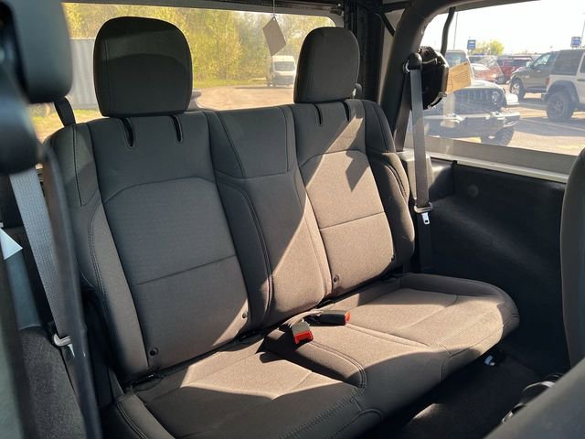 Used 2023 Jeep Wrangler Sport AWD/4WD image 26