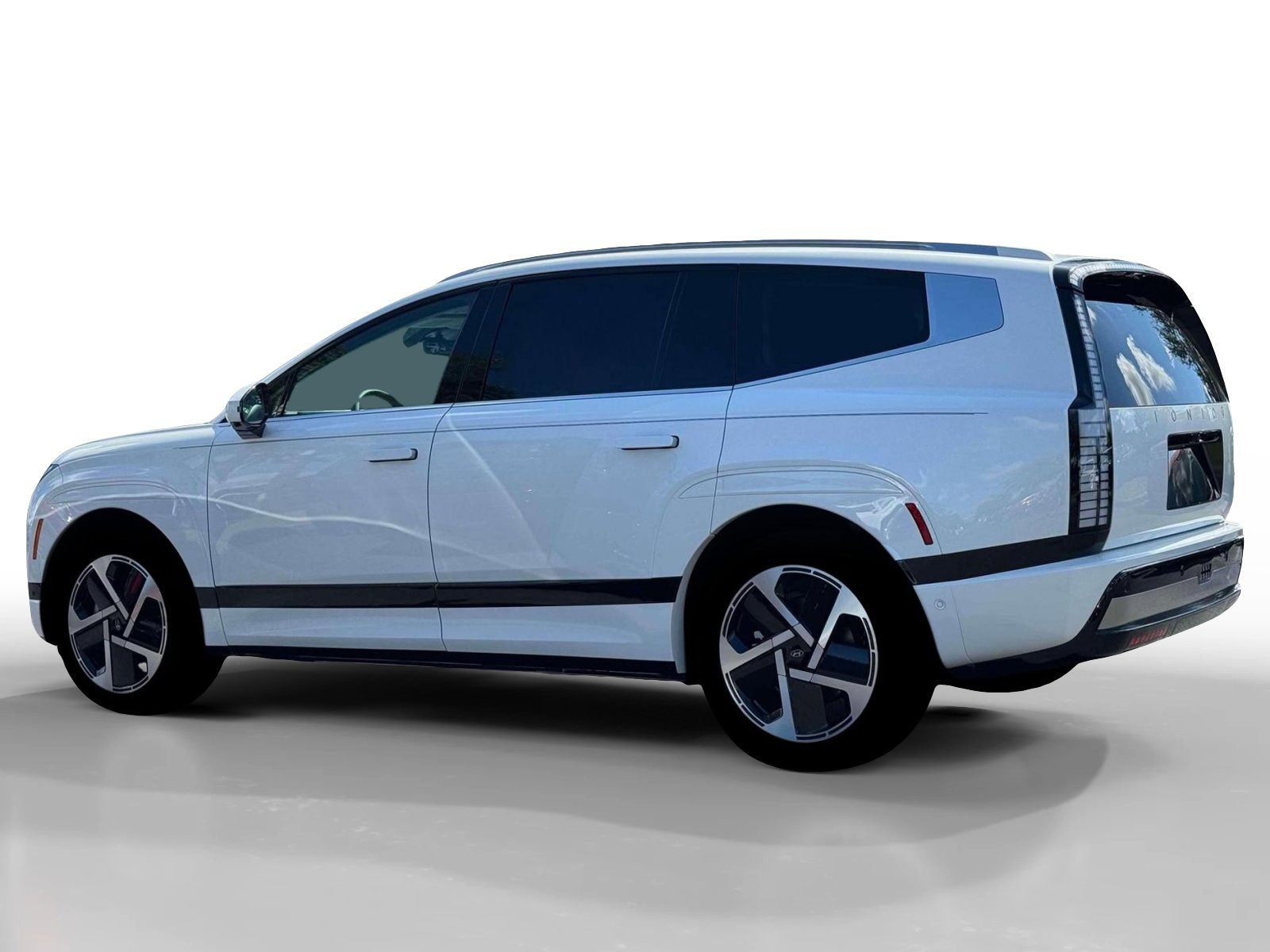 New 2026 Hyundai Ioniq 9 Calligraphy image 4