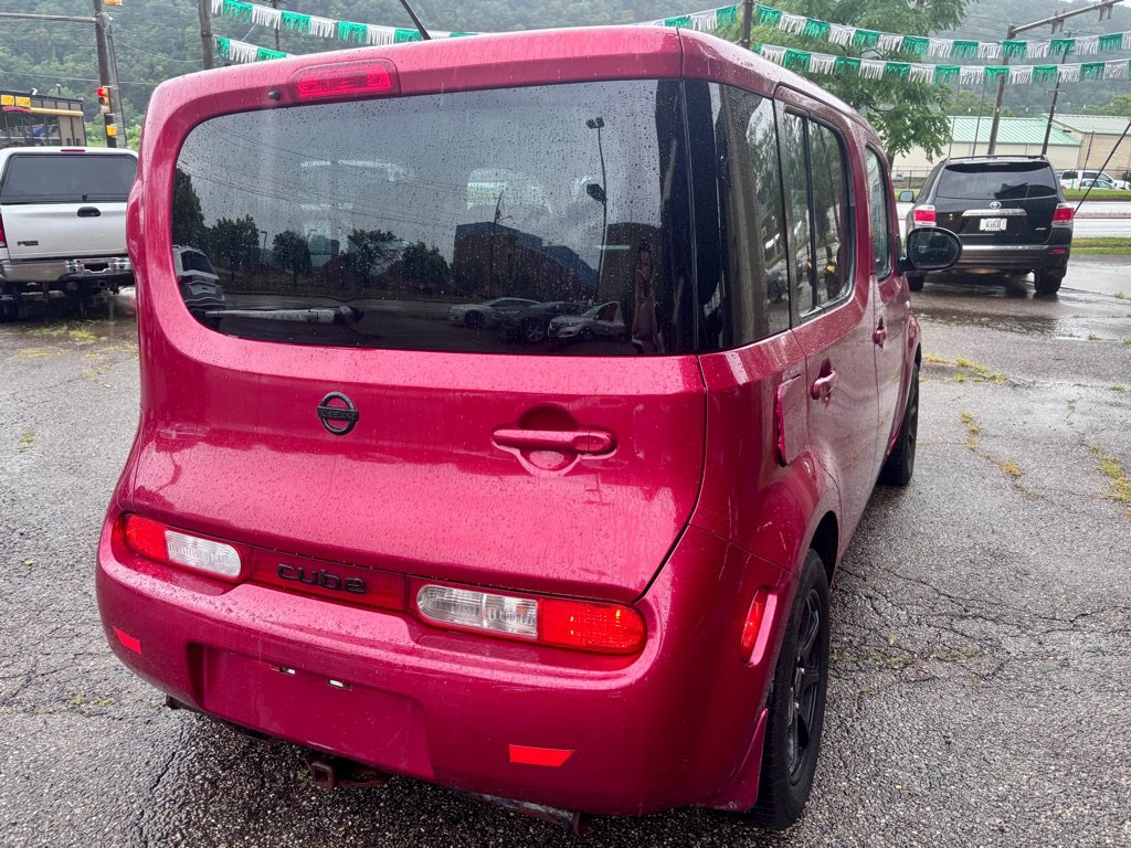 Used 2009 Nissan Cube 1.8 S w/ Interior Designer Pkg FWD image 17