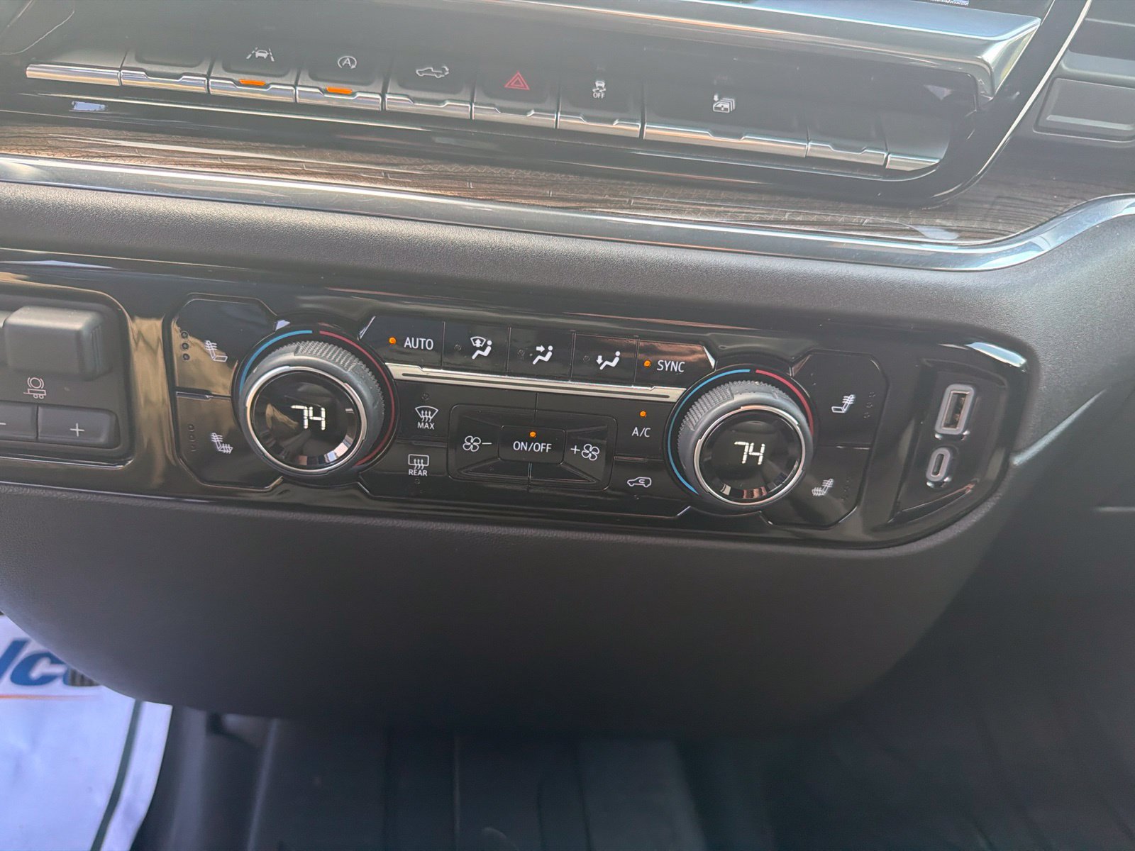 Used 2024 Chevrolet Silverado 1500 RST w/ Protection Package AWD/4WD image 16
