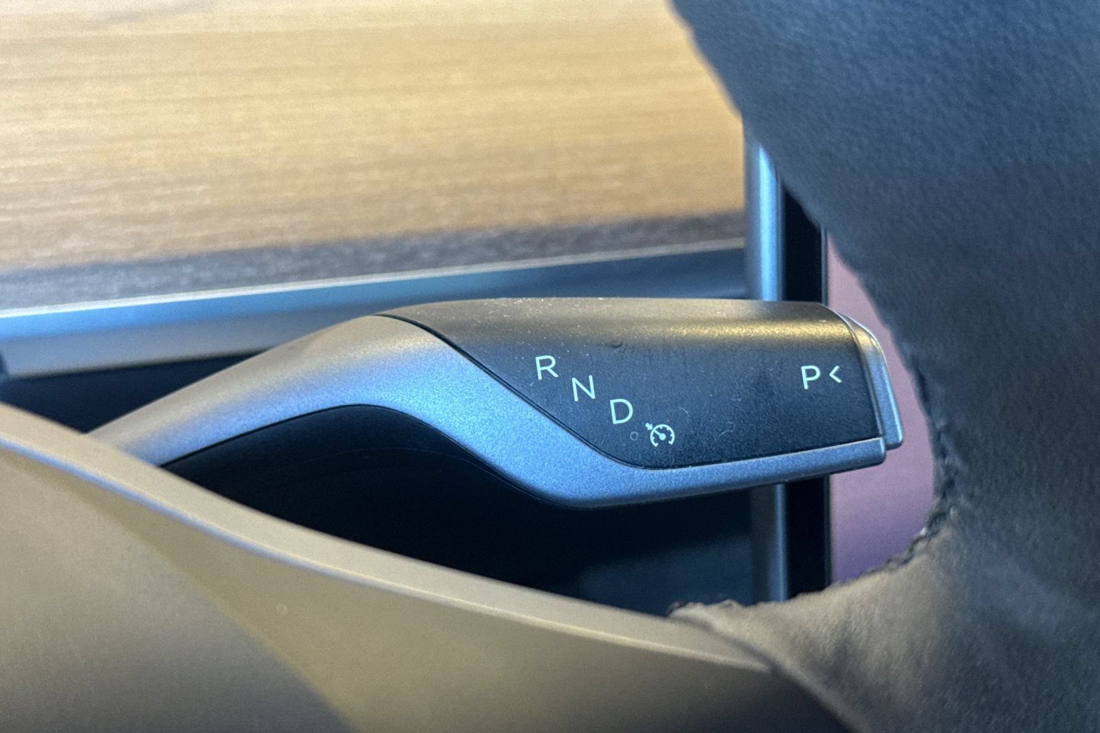 Used 2025 Tesla Model Y Performance AWD/4WD image 32