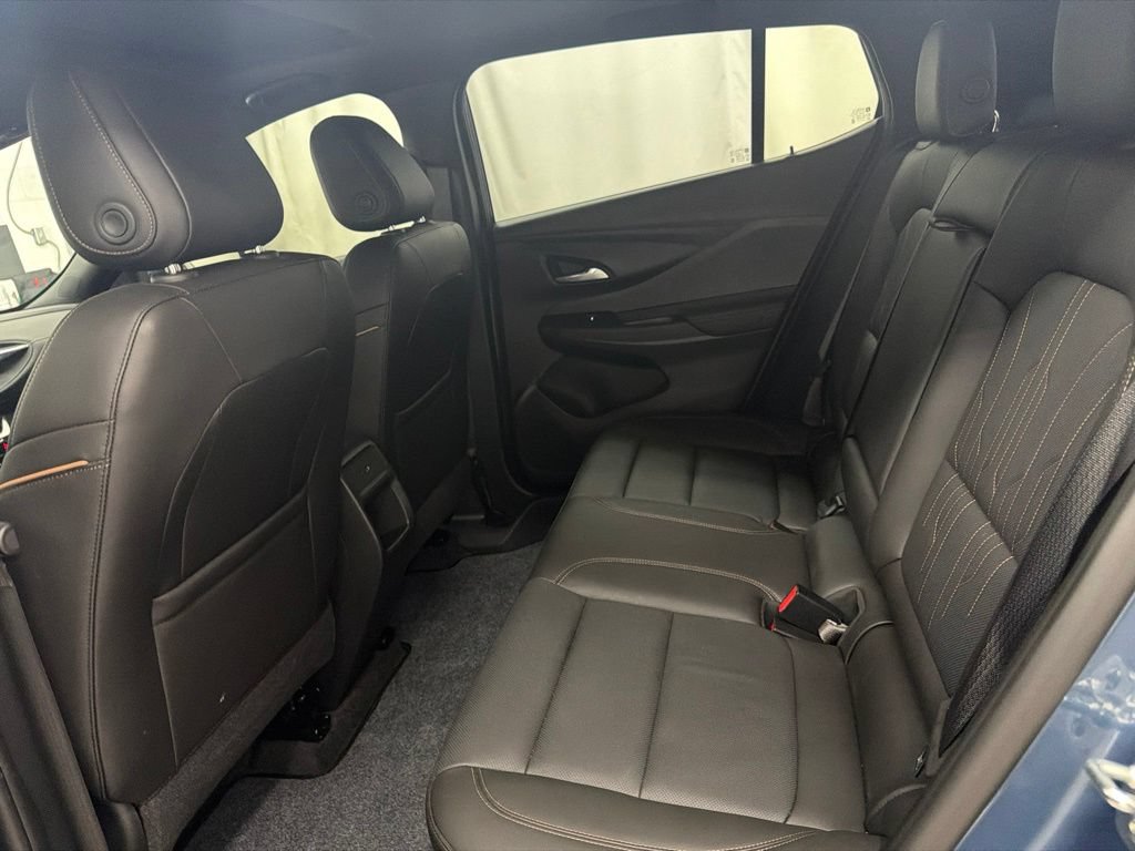 Used 2025 Buick Envista Avenir FWD image 21