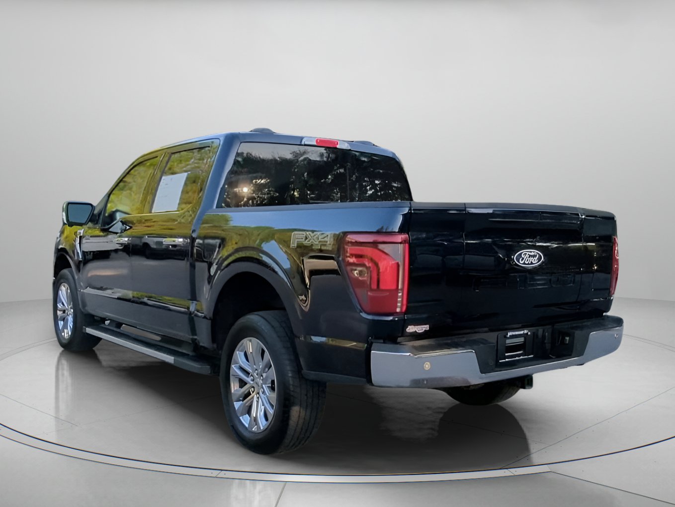 Certified 2025 Ford F150 Lariat w/ Equipment Group 501A Mid AWD/4WD image 21