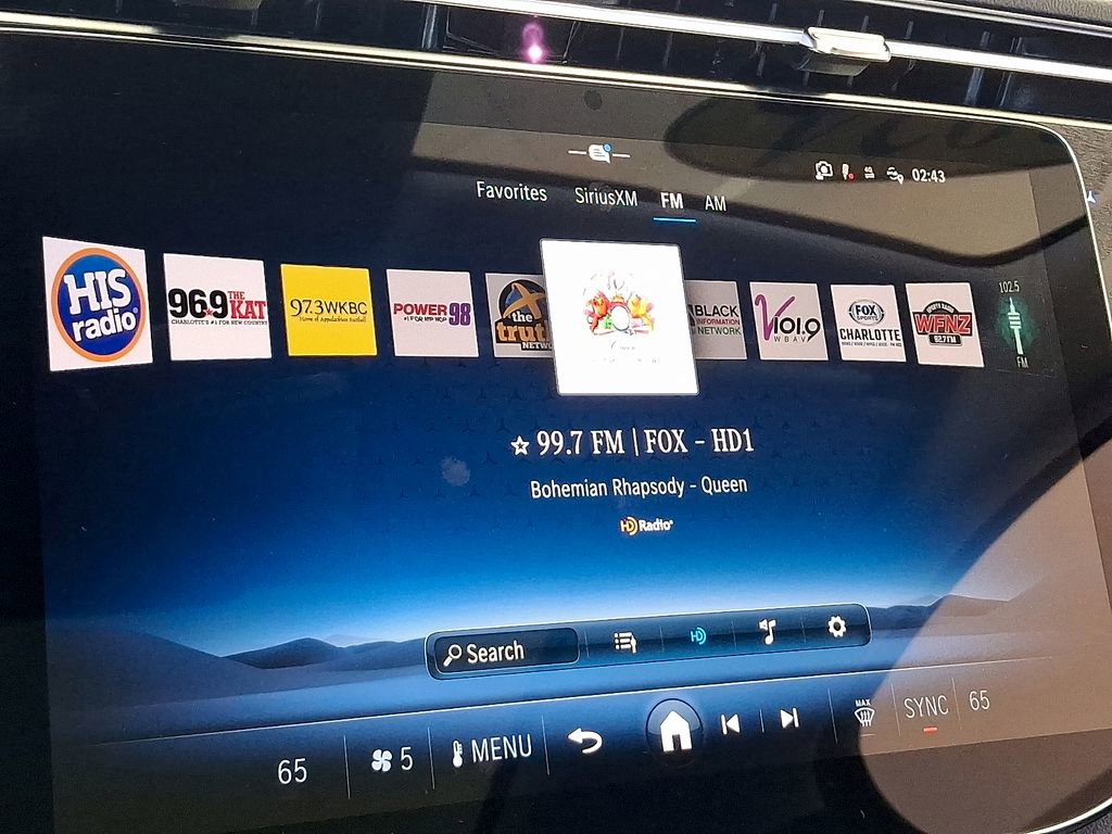 Used 2024 Mercedes-Benz E 350 4MATIC Sedan image 18