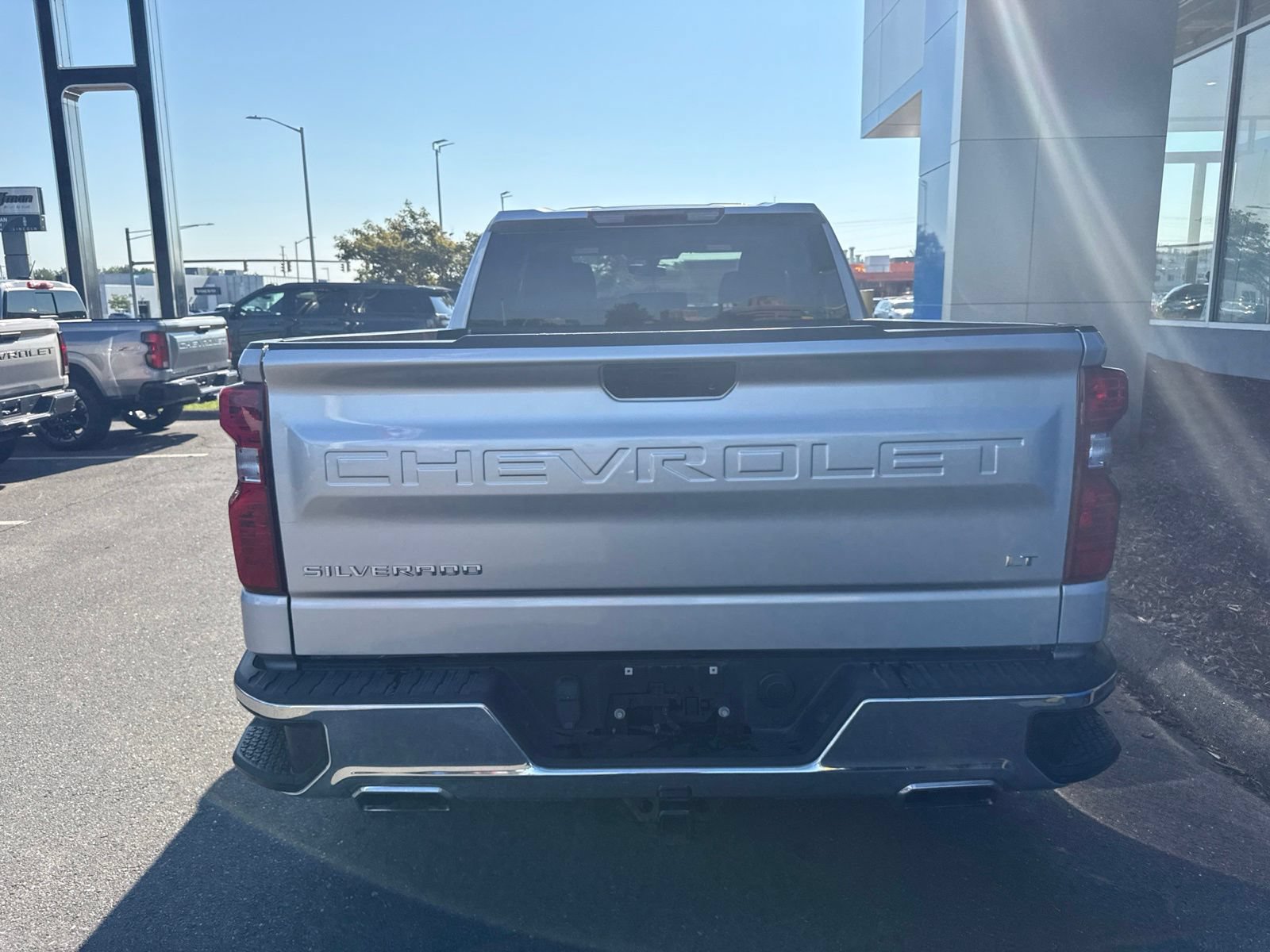 Used 2019 Chevrolet Silverado 1500 LT w/ All-Star Edition AWD/4WD image 7