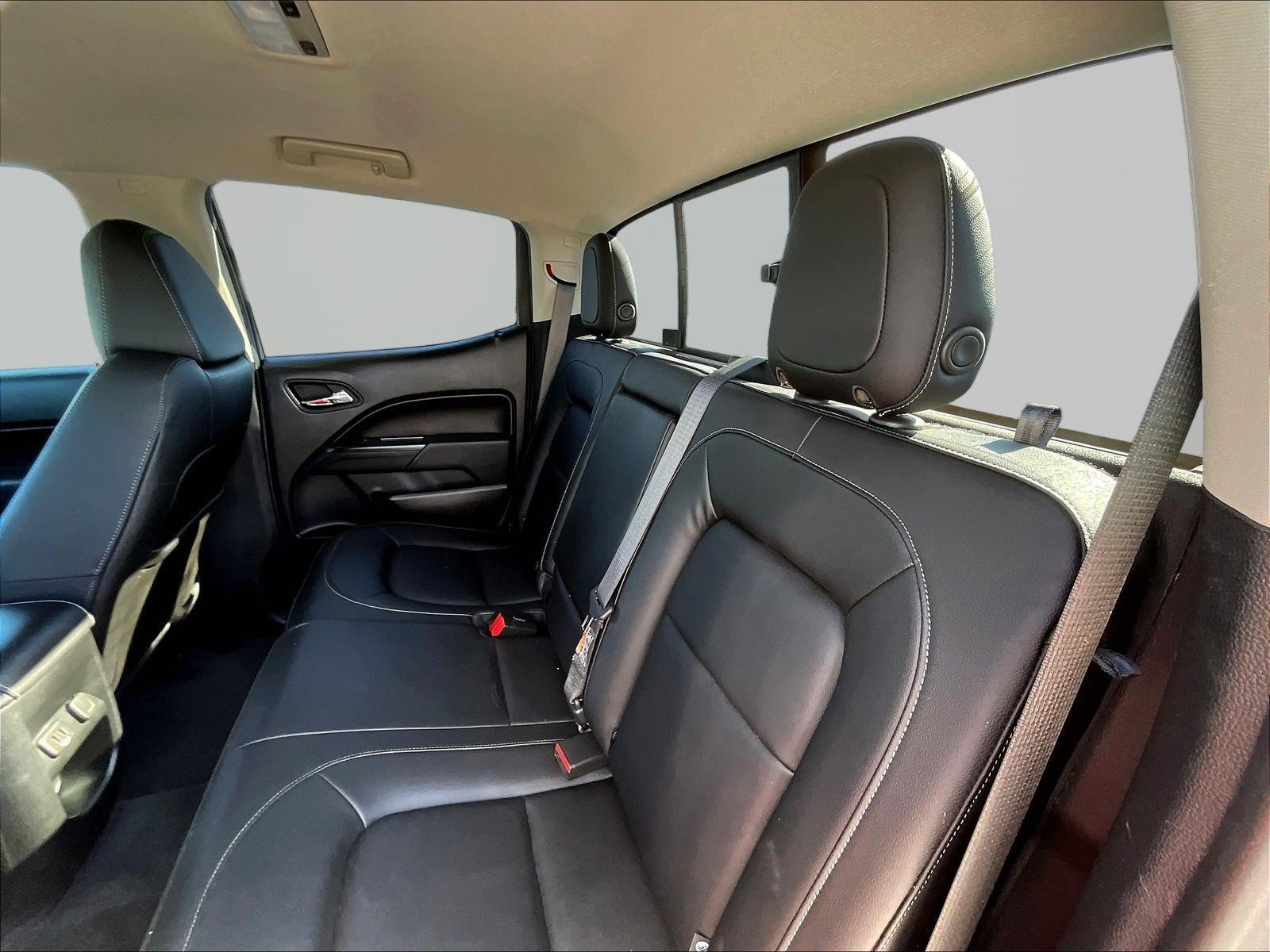 Used 2021 Chevrolet Colorado LT w/ Luxury Package AWD/4WD image 22