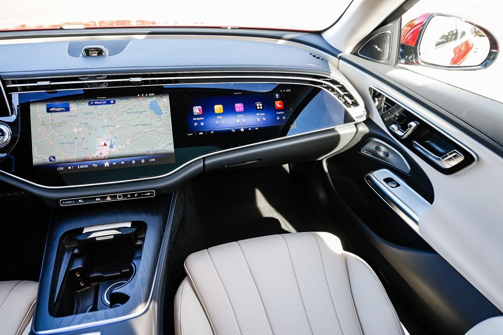 New 2026 Mercedes-Benz E 350 4MATIC Sedan image 16