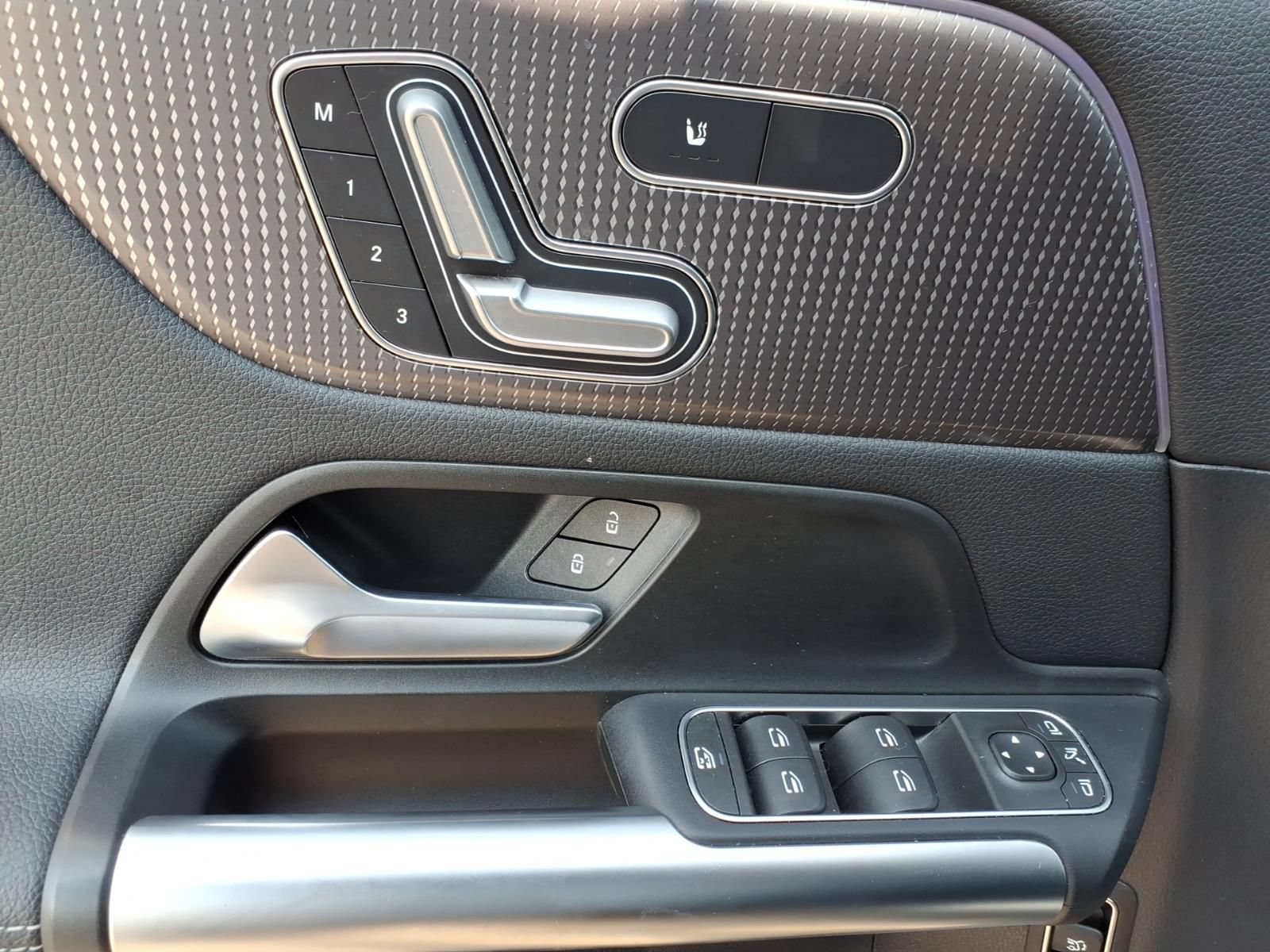 Certified 2023 Mercedes-Benz GLA 250 4MATIC image 17
