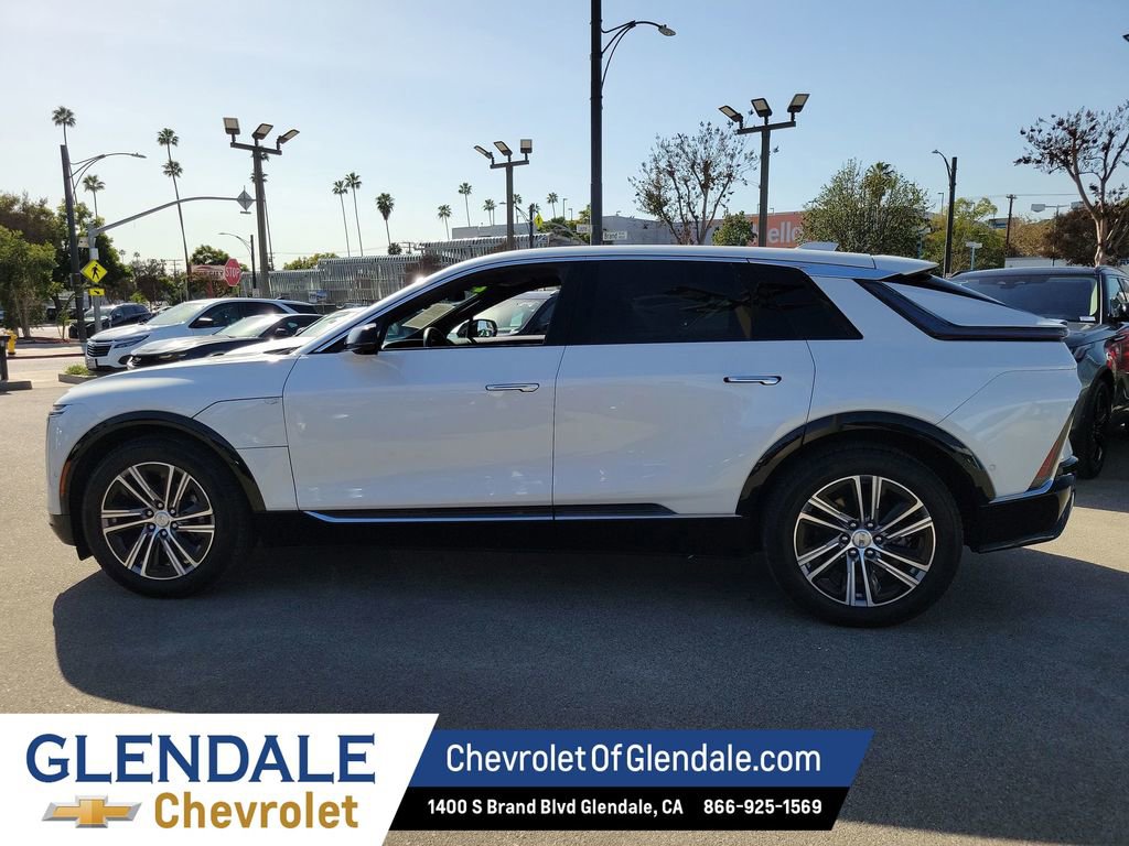 Certified 2024 Cadillac Lyriq Luxury image 15