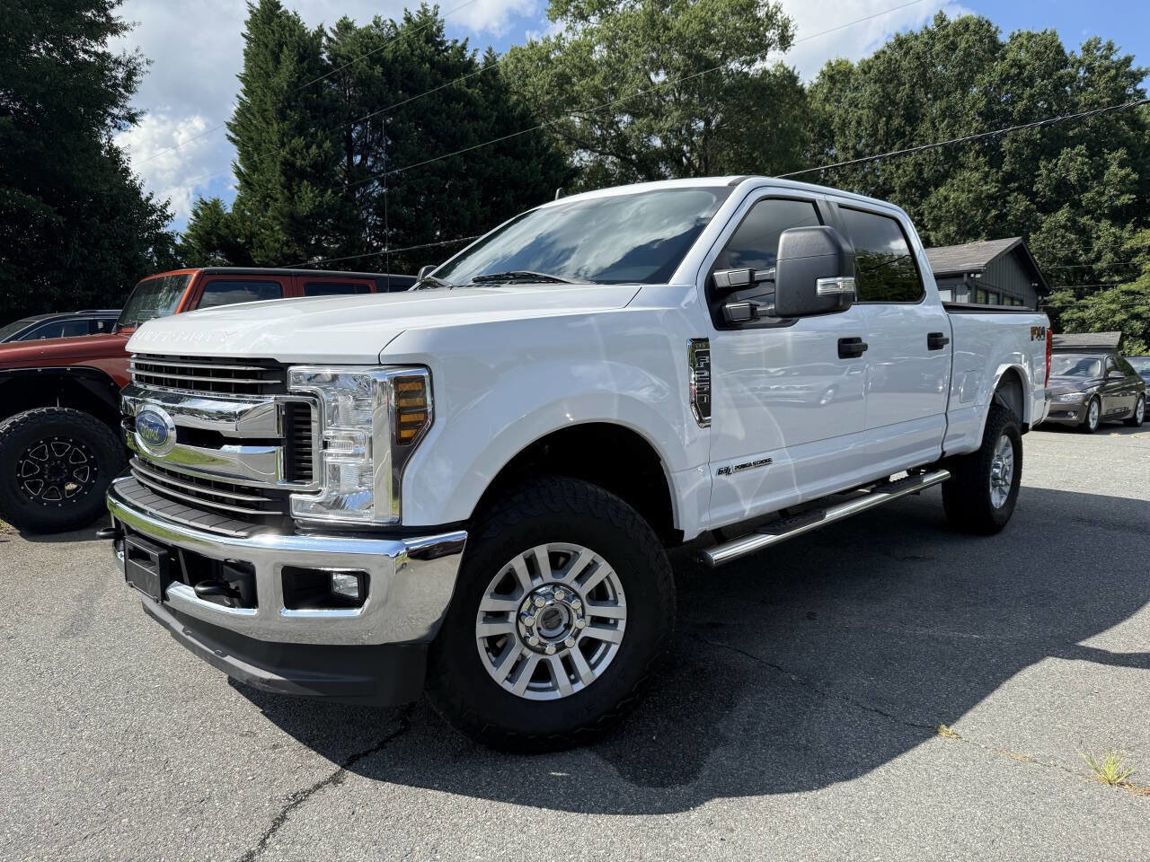 Used 2019 Ford F250 XLT w/ XLT Value Package image 1
