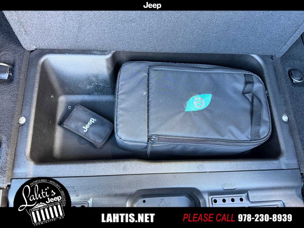 Certified 2022 Jeep Wrangler Unlimited Sahara image 31