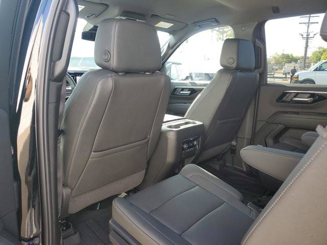 New 2026 Chevrolet Suburban LT w/ Comfort Package image 16