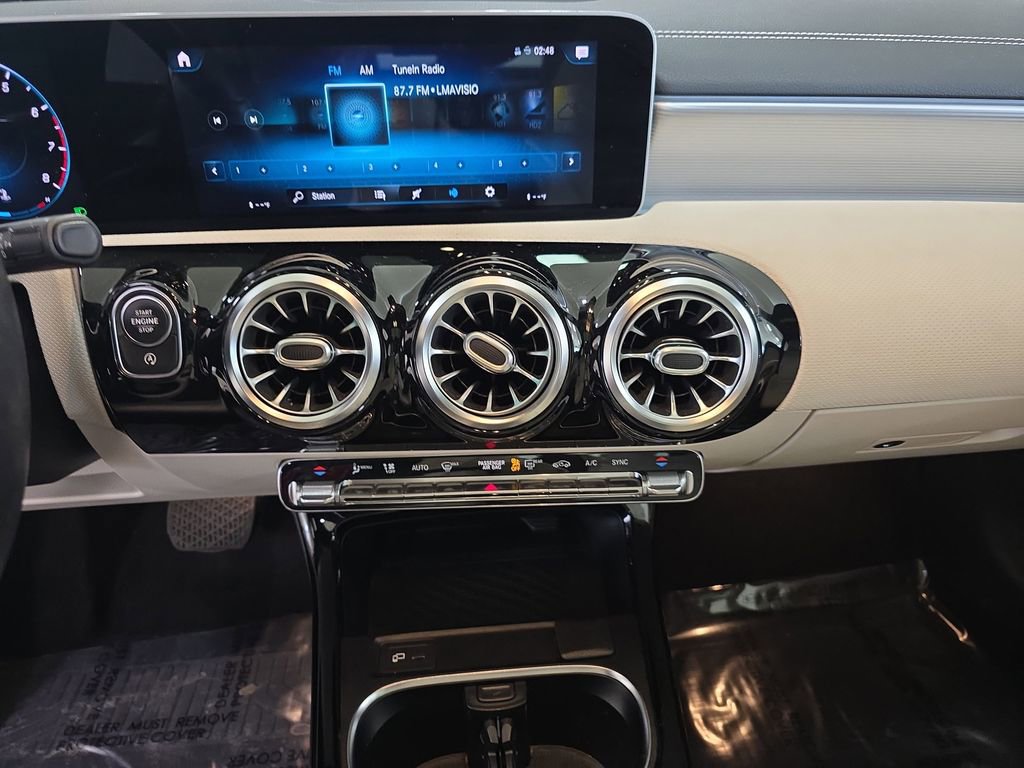 Used 2020 Mercedes-Benz CLA 250 image 23