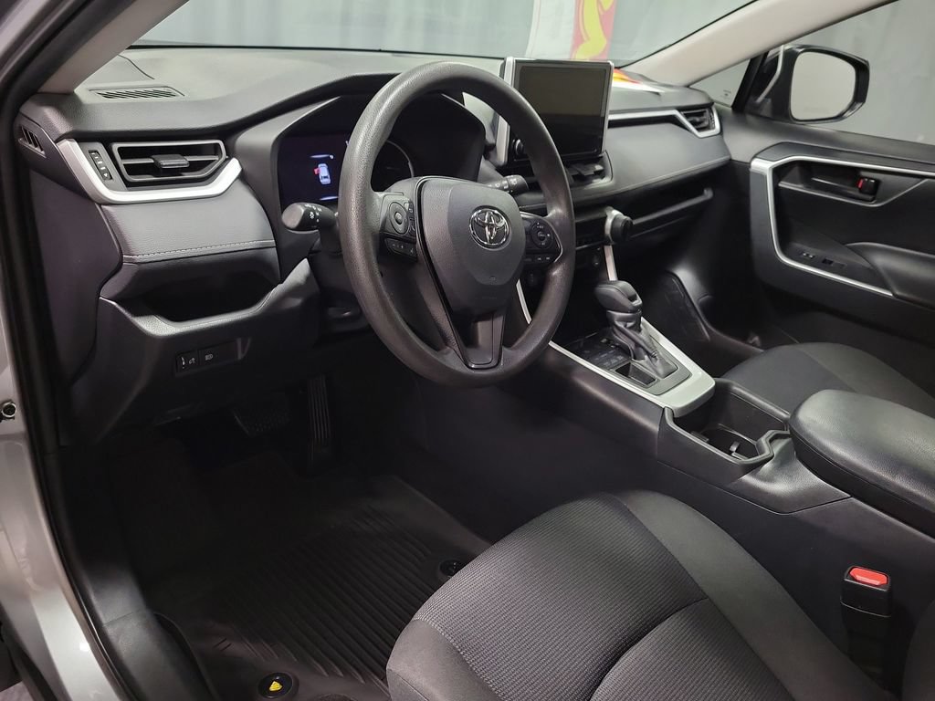 Used 2024 Toyota RAV4 LE AWD/4WD image 13