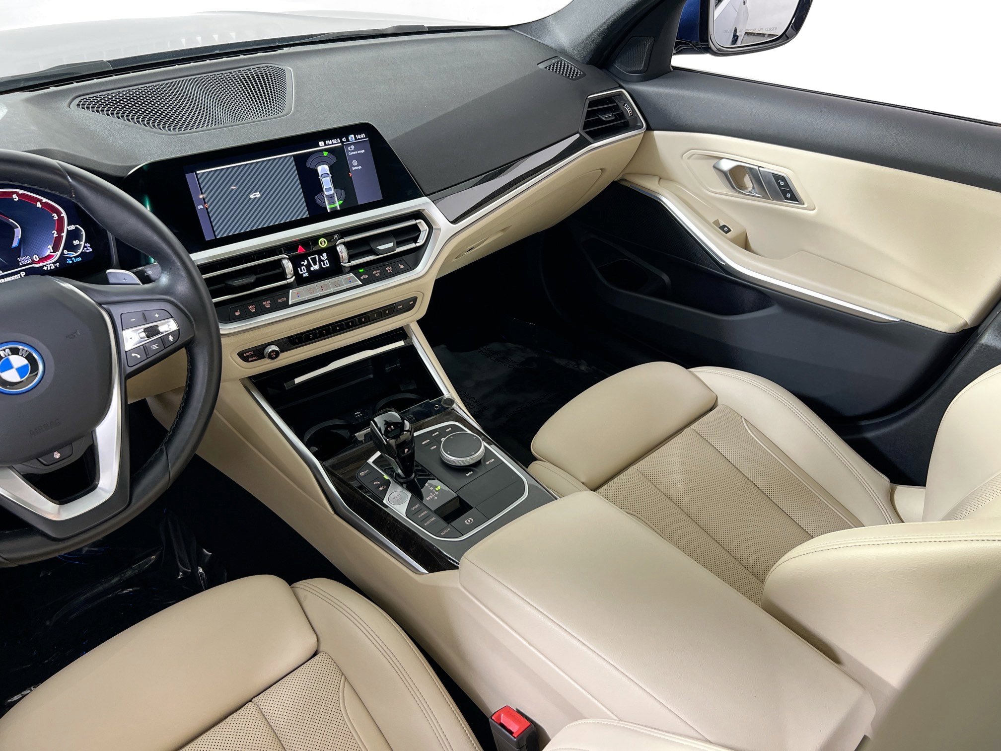 Used 2022 BMW 330e xDrive w/ Driving Assistance Package image 24