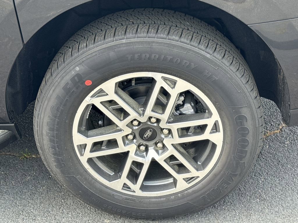 New 2026 Ford Expedition Max Active RWD image 20