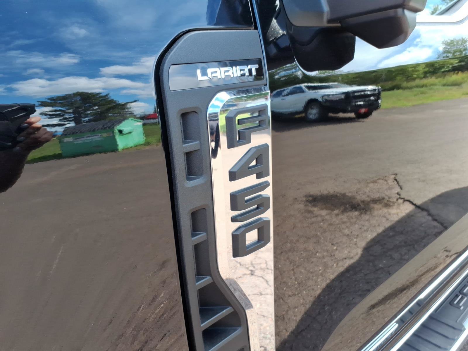 Used 2026 Ford F450 Lariat w/ Chrome Package AWD/4WD image 2