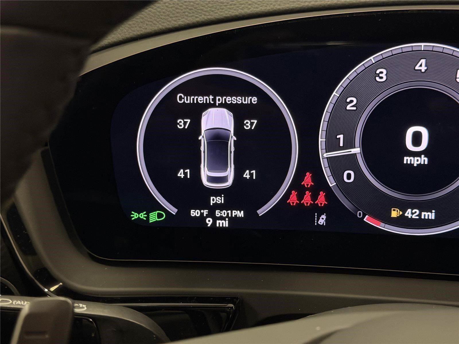 New 2026 Porsche Cayenne S AWD/4WD image 40