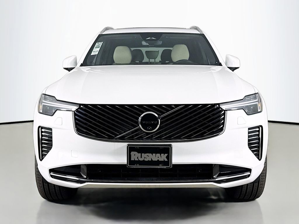 New 2026 Volvo XC90 B6 Plus w/ Protection Package Premier image 2