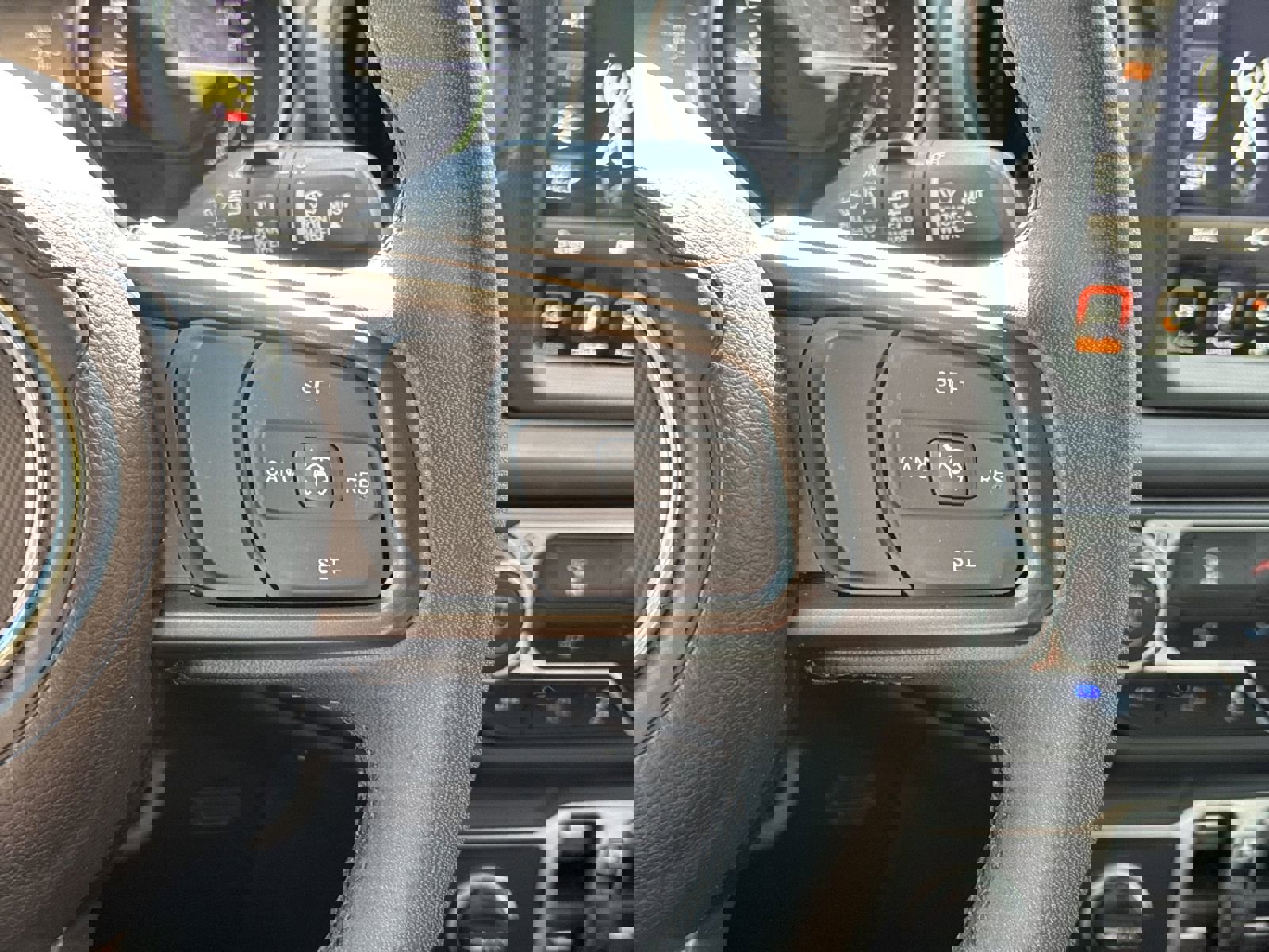 Used 2023 Jeep Wrangler Unlimited w/ 8.4" Radio Group image 20