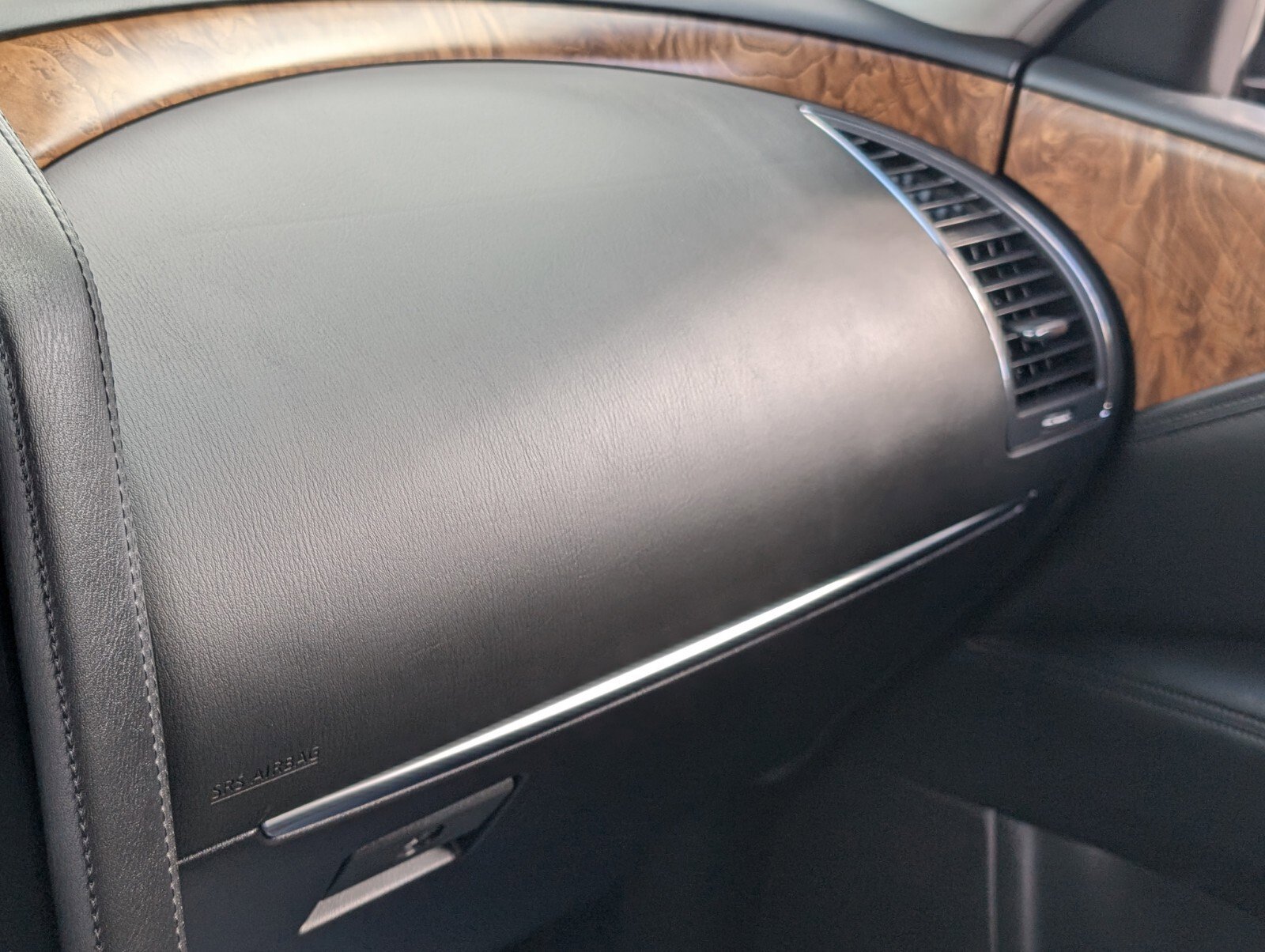 Certified 2021 Nissan Armada SL image 32